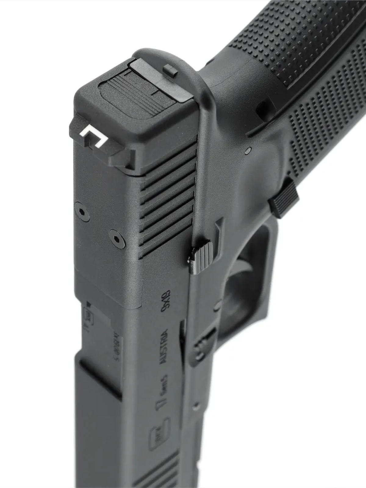 Пневматический пистолет Umarex Glock 17 Gen.5 (крепление под коллиматор) 4.5 мм