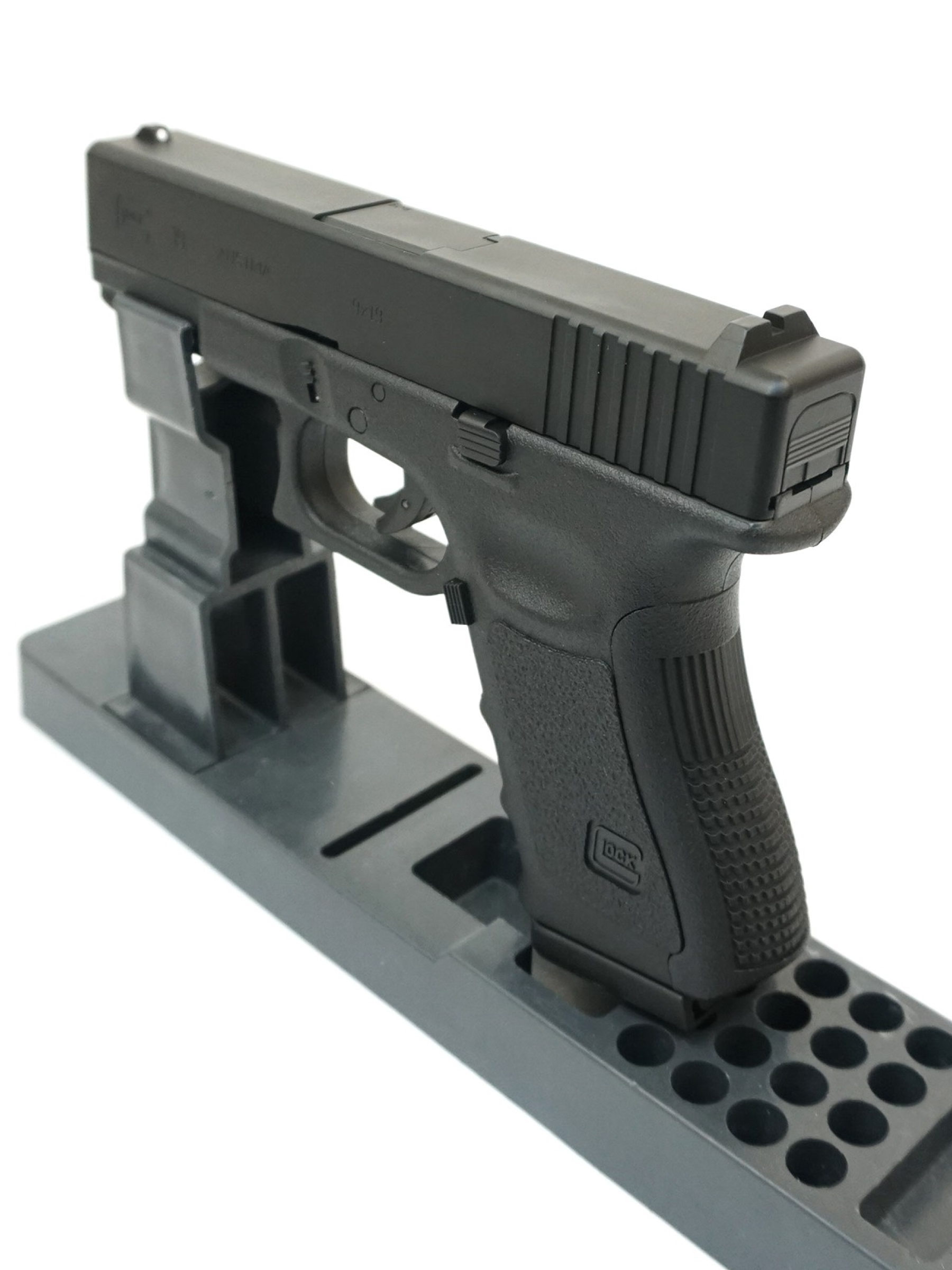Пистолет пневм. Umarex Glock 19 кал.4,5мм
